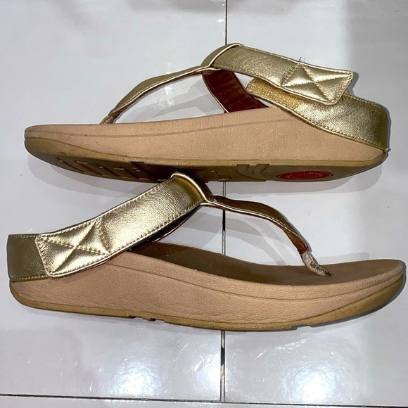 Fitflop gold leather strap sandals with Velcro closing. Wobble board. Size 8. - Picture 4 of 7